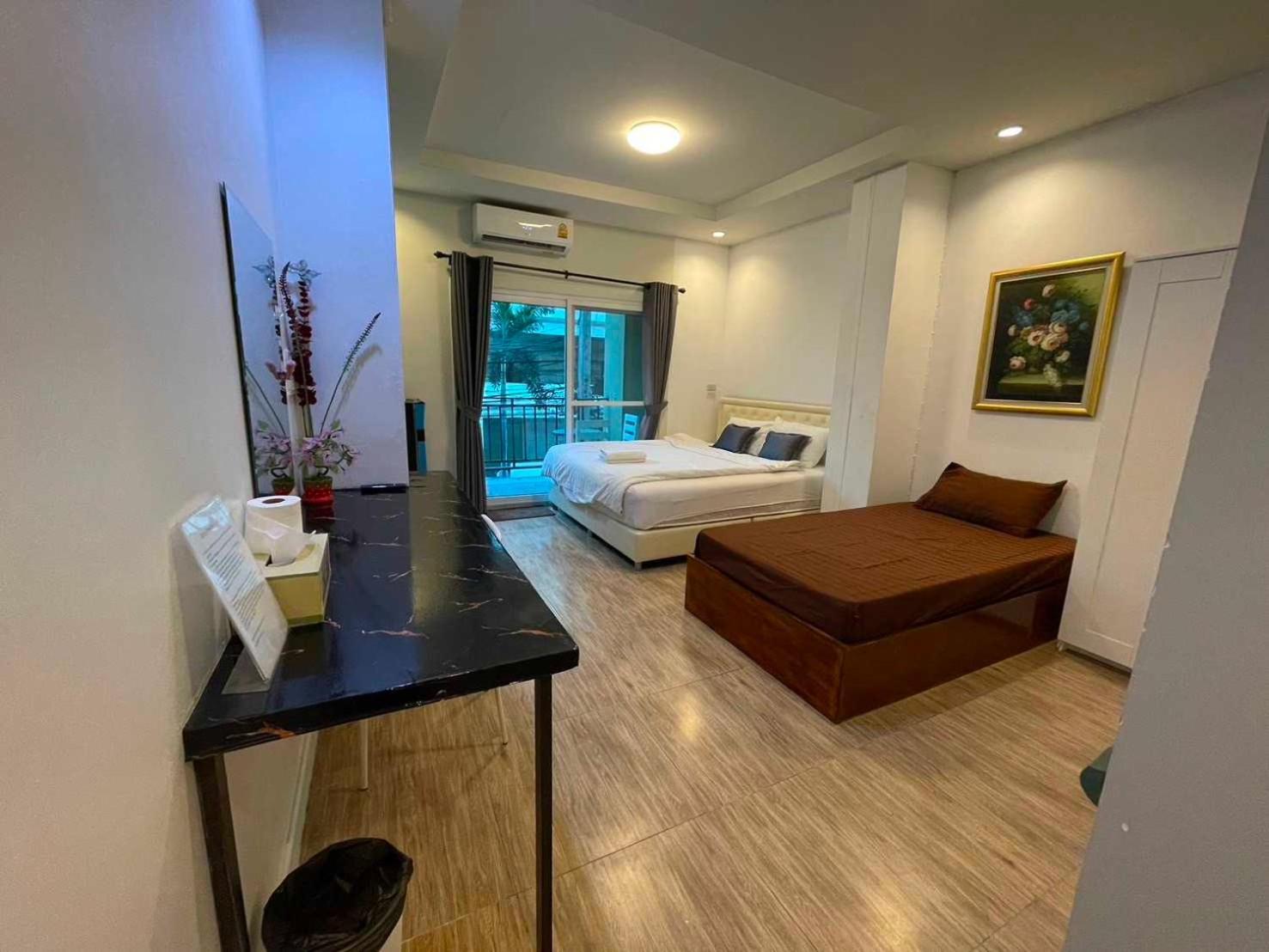 Oyo 75486 Anna Residence Jomtien Exterior foto