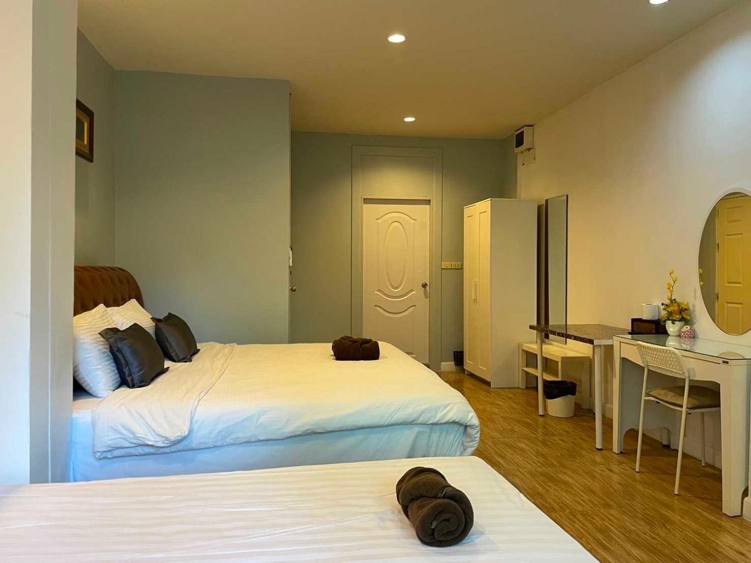 Oyo 75486 Anna Residence Jomtien Exterior foto